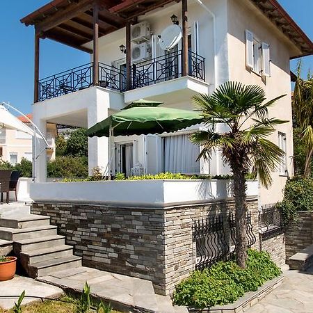 Beach Front Villa Nea Kallikrateia 외부 사진