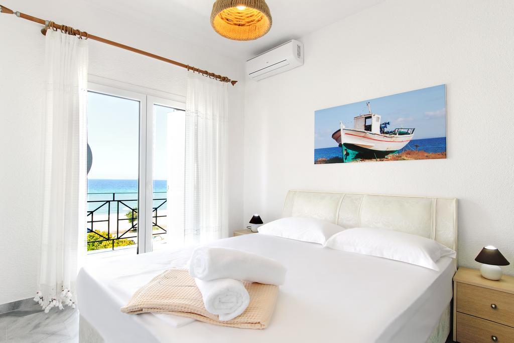 Beach Front Villa Nea Kallikrateia 외부 사진